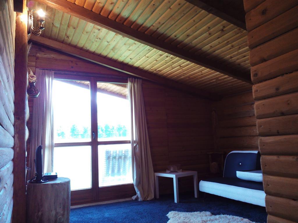Gasthaus Casa Muntelui - Sambata Sîmbăta de Sus Zimmer foto