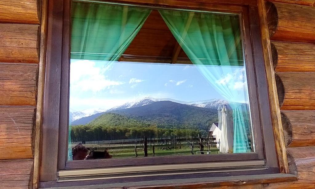 Gasthaus Casa Muntelui - Sambata Sîmbăta de Sus Exterior foto